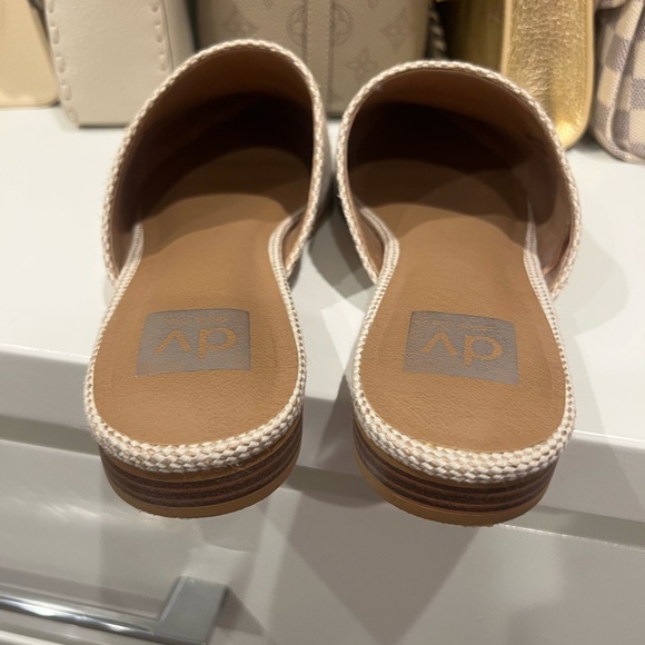 Dolce Vita Beige Mules - Picture 5 of 7